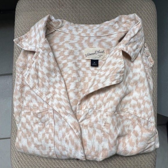 Universal Thread (target) top - Picture 2 of 2